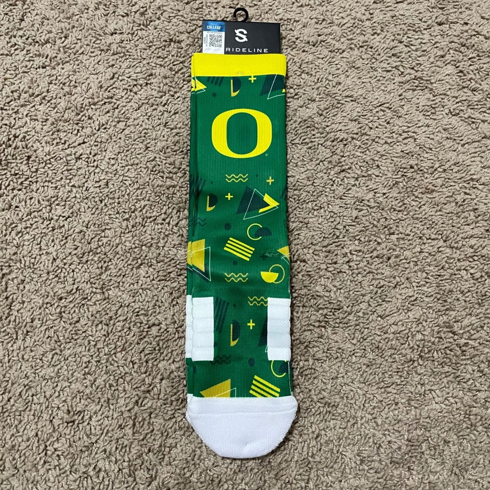 University of Oregon Ducks Socks‎ Mens Green Yellow 80s Zig Zag Premium Full Sub